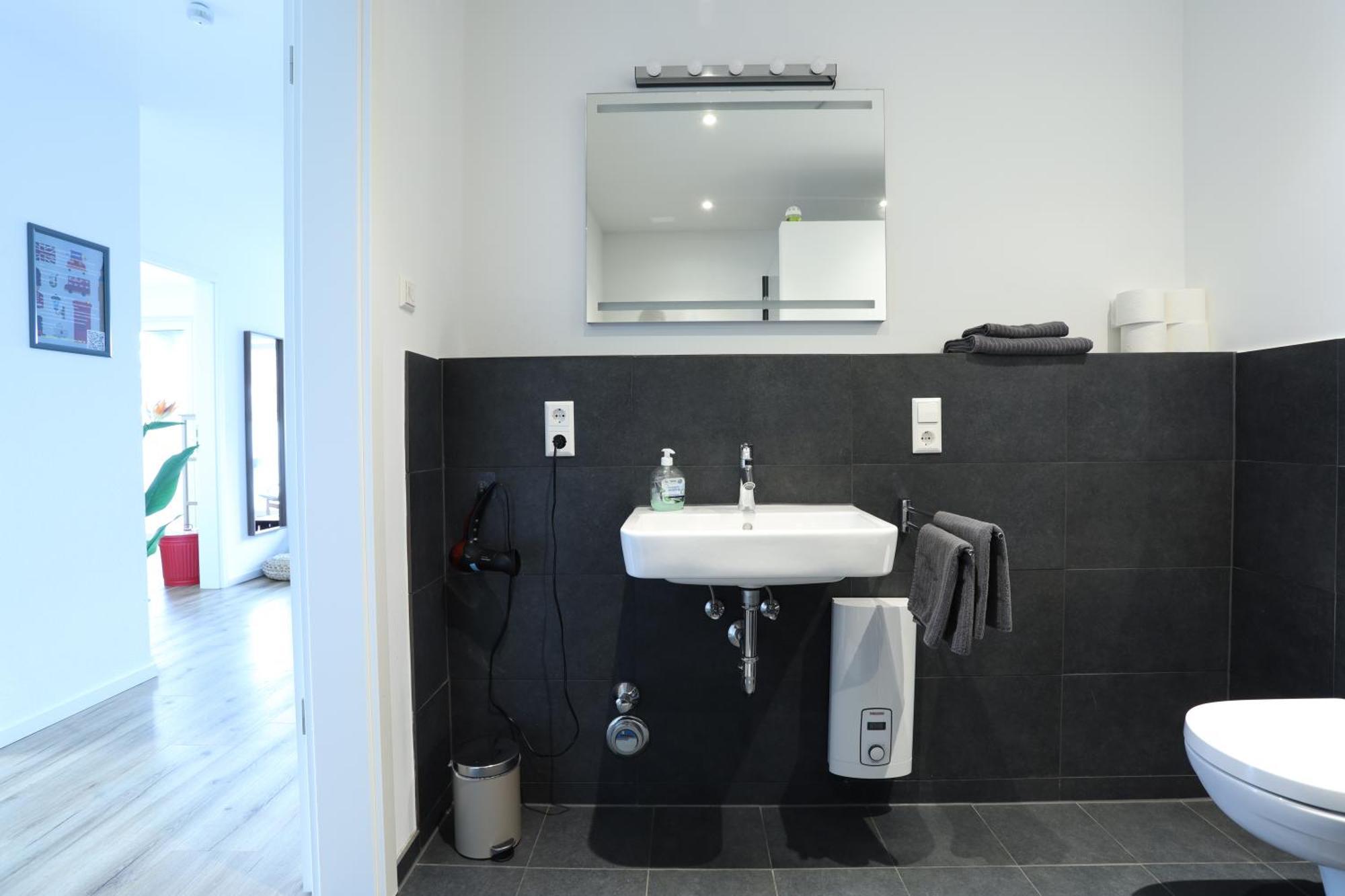Apartment "London" In Erftstadt - 3 Zimmer & 63Qm - Nahe Koeln, Messe, Phantasialand & Bonn - Familienurlaub Oder Business Trip المظهر الخارجي الصورة